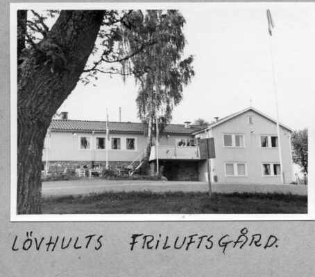 Lövhults friluftsgård
