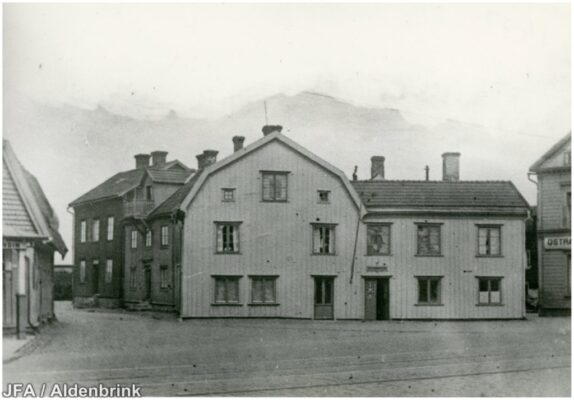 En samling trähus.