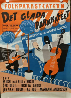 Orange, blå, svart och vit affisch med 3 stycken tecknade musiker. 