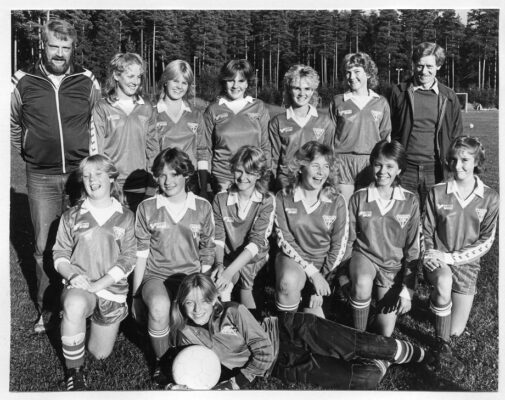 Damfotbollslag.